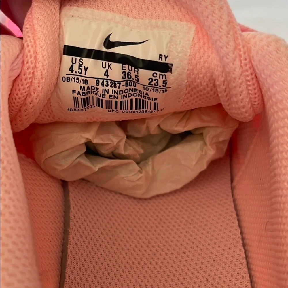 Nike Pink and Black Sneakers Sleek Design Breathable Mesh Nike flex